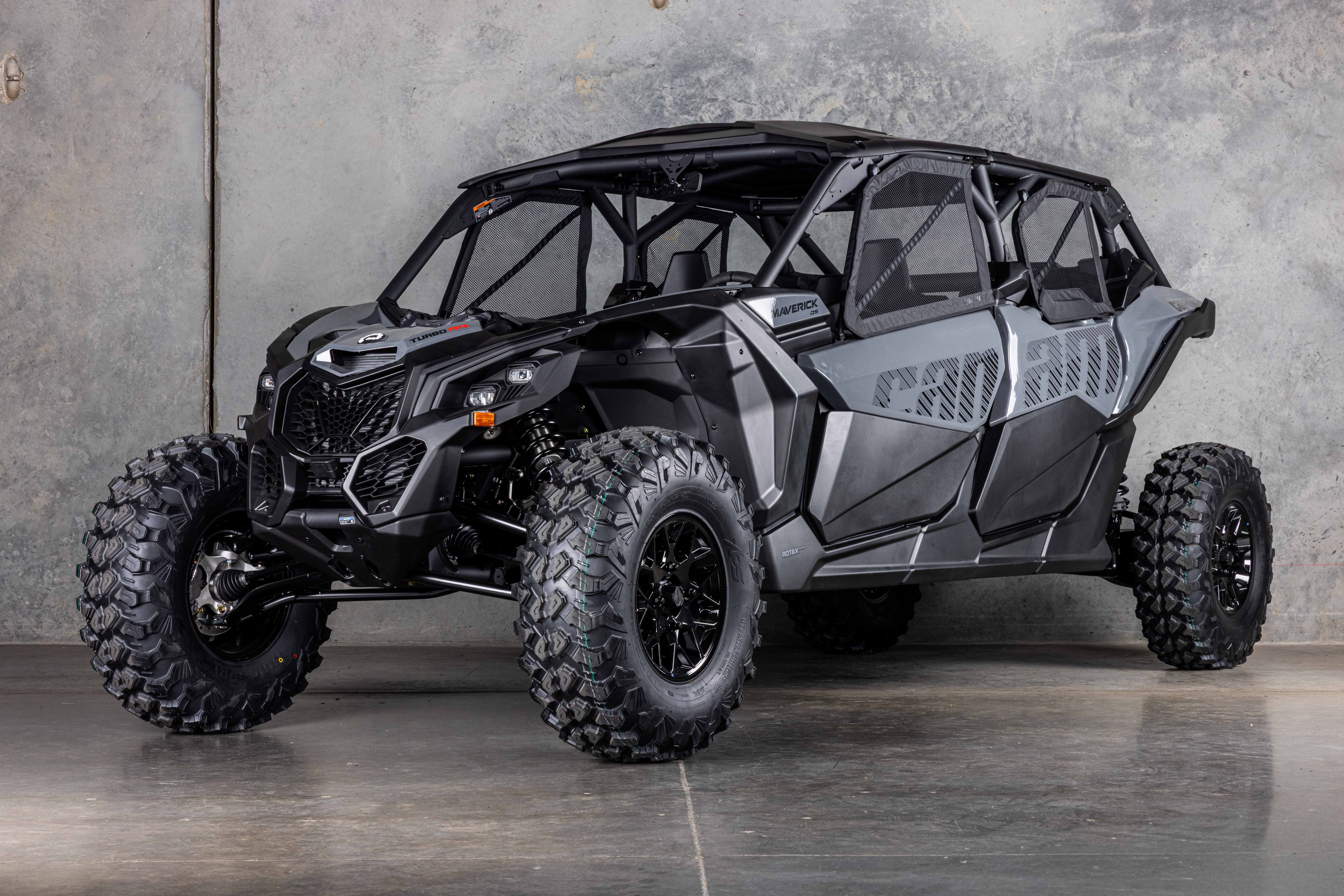 2027 Can-Am MAVERICK X3 MAX DS TURBO RR
