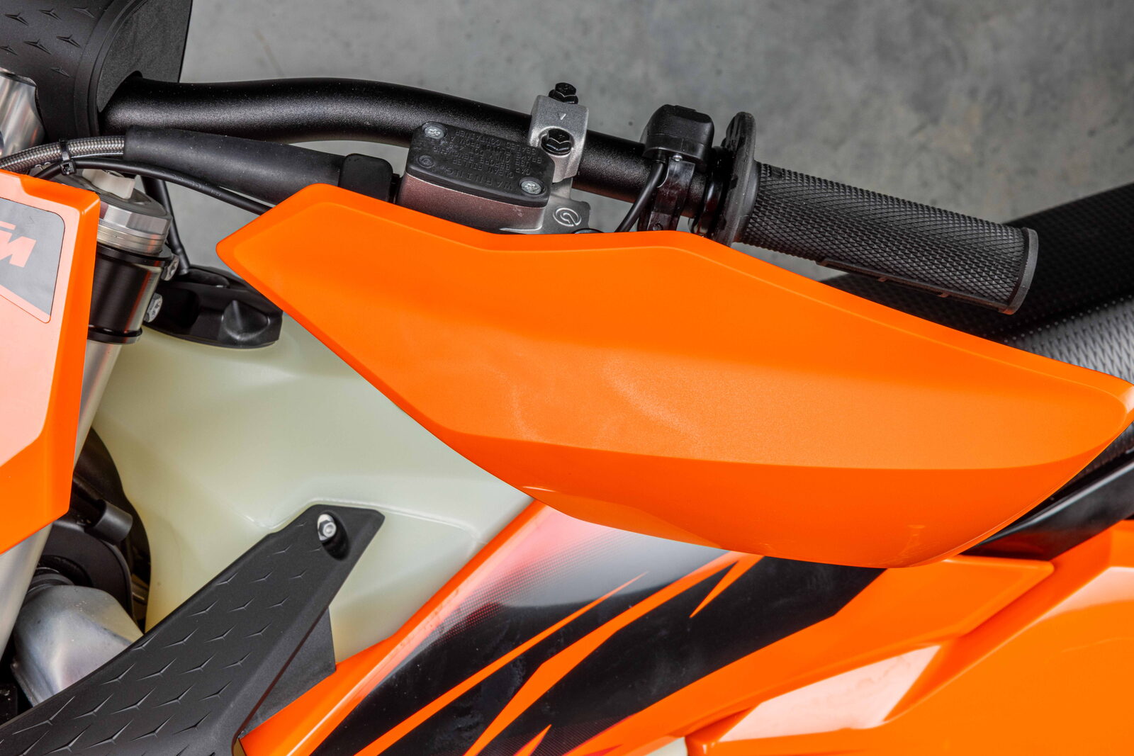 2027 KTM 300 XC MOTORCYCLE