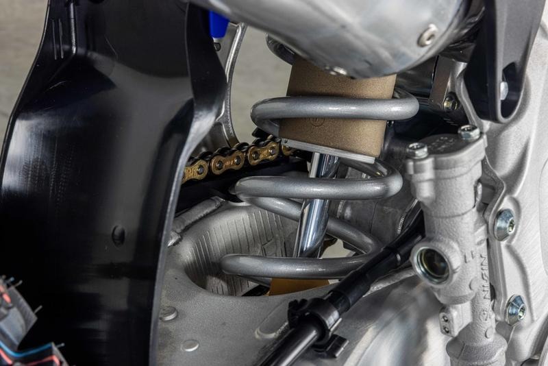 2027 YAMAHA YZ450F MOTORCYCLE