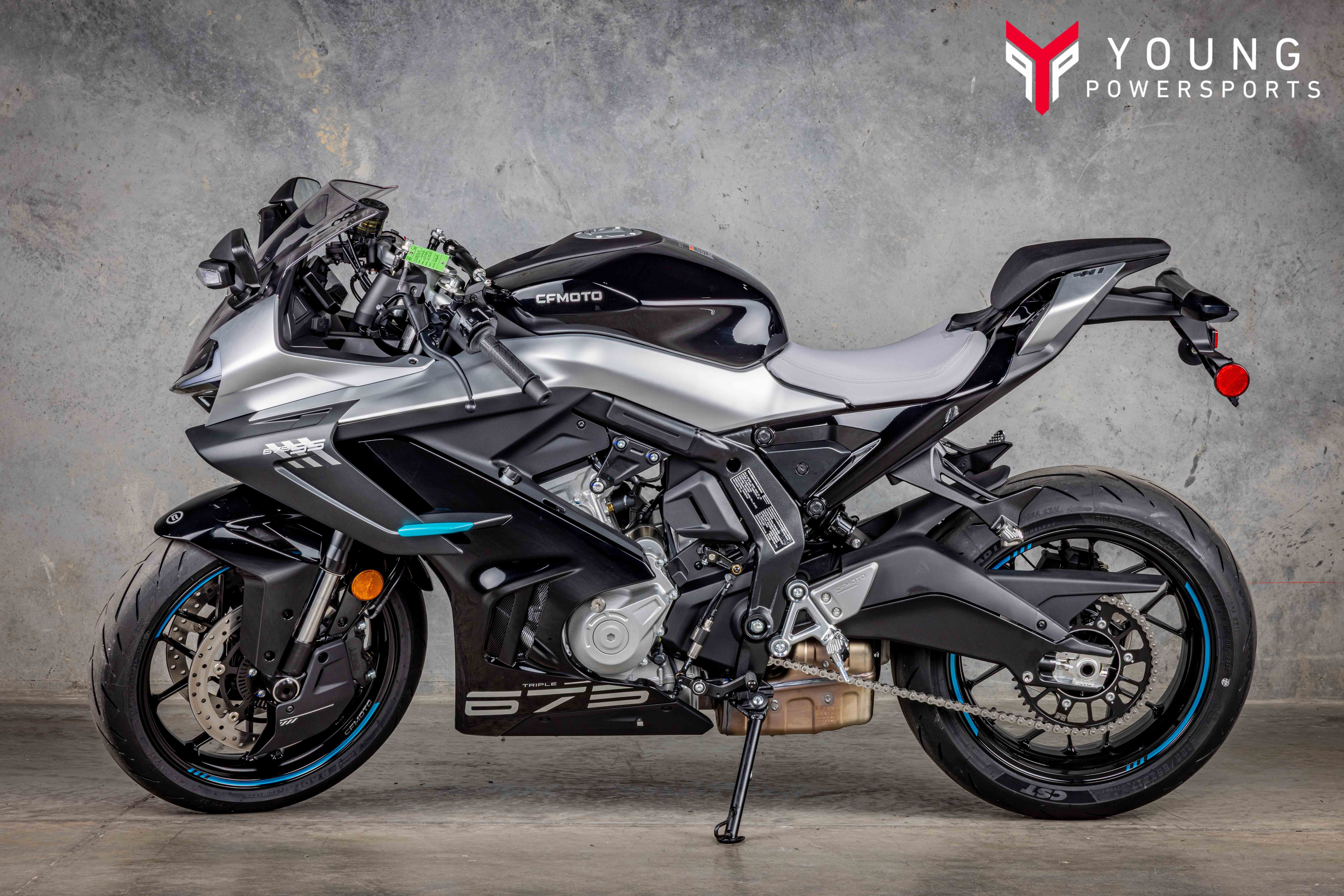 2026 Cfmoto 675SS Base