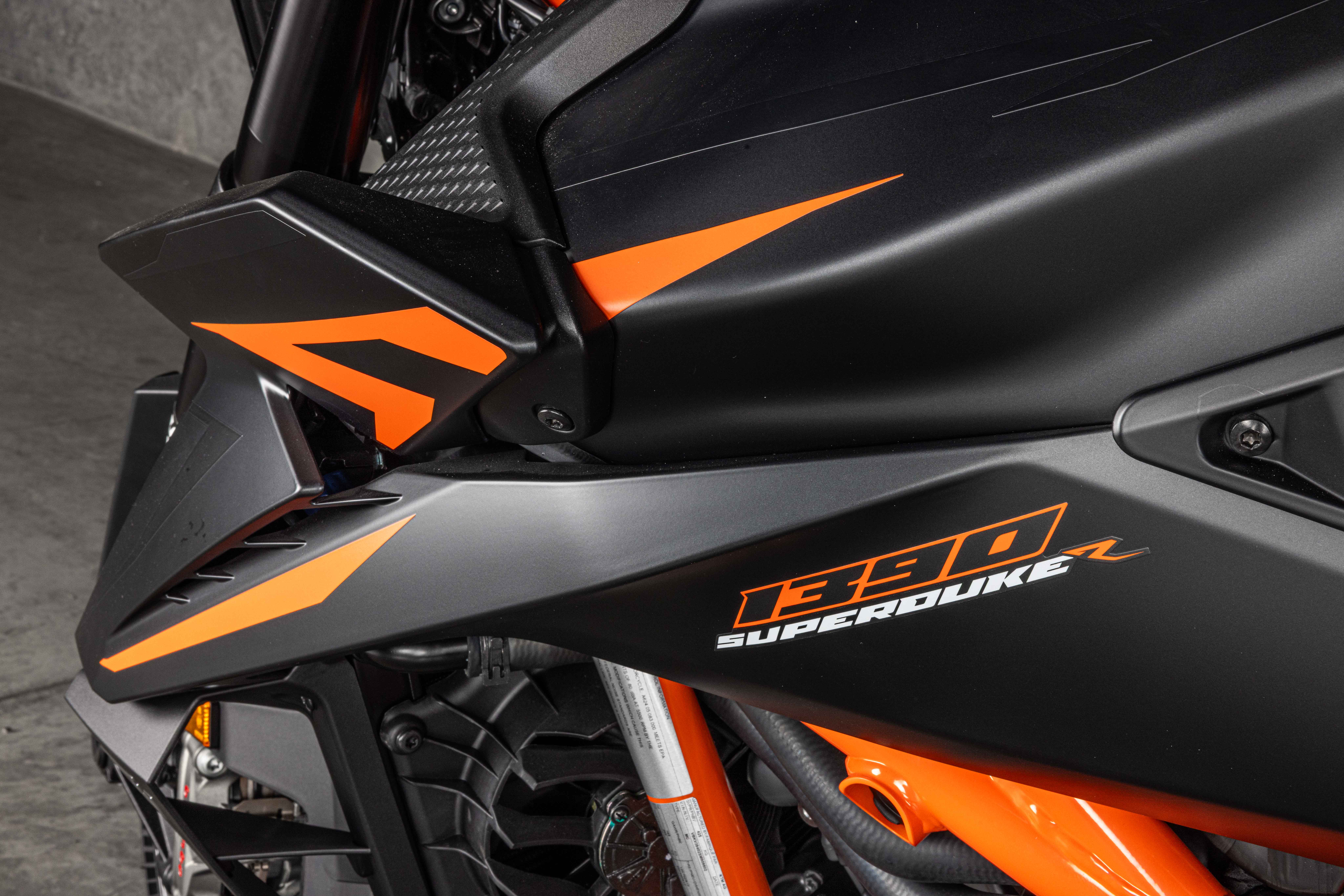 2026 KTM 1390 SUPER DUKE R EVO MOTORCYCLE