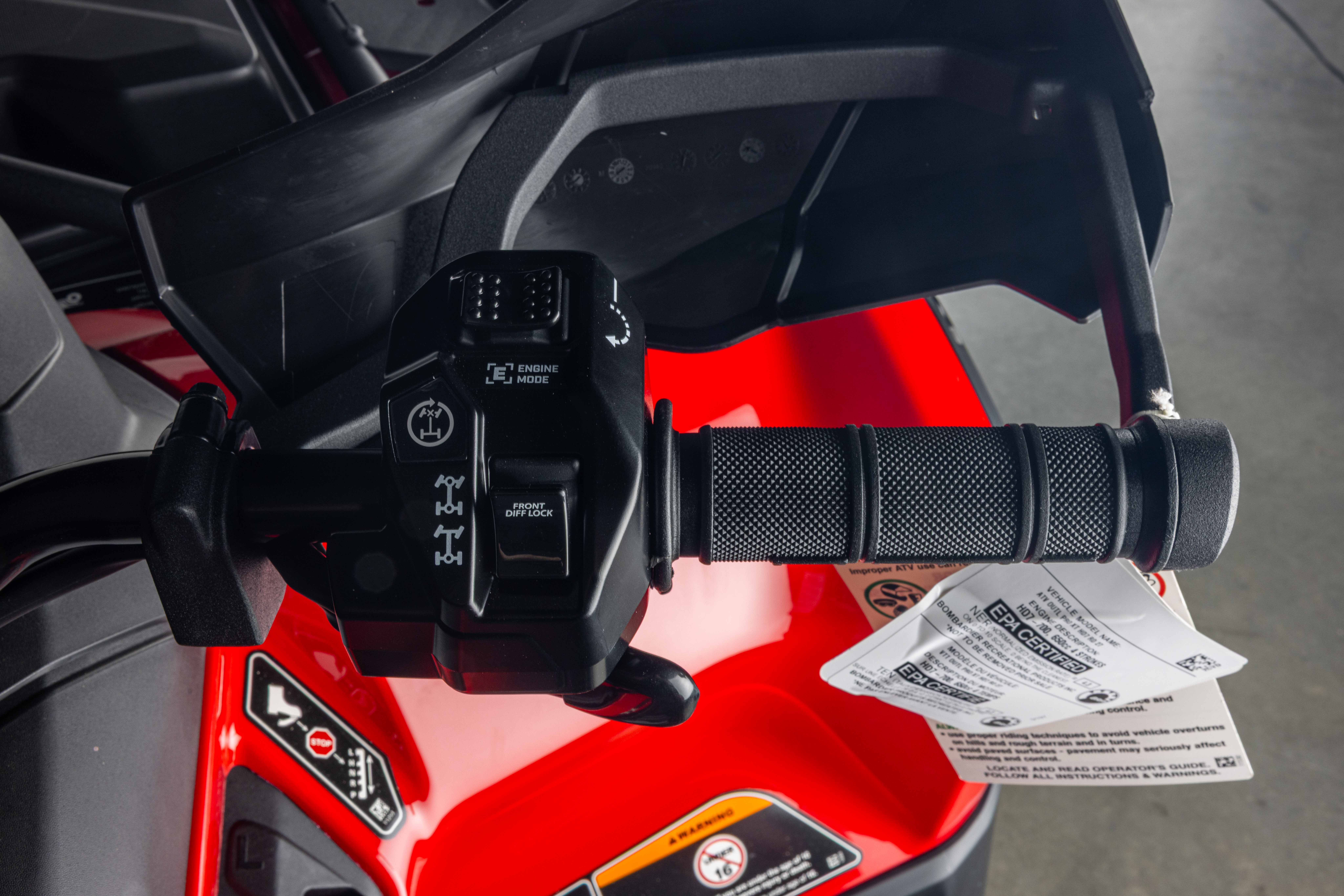 2027 Can-Am OUTLANDER PRO XT HD7 ATV