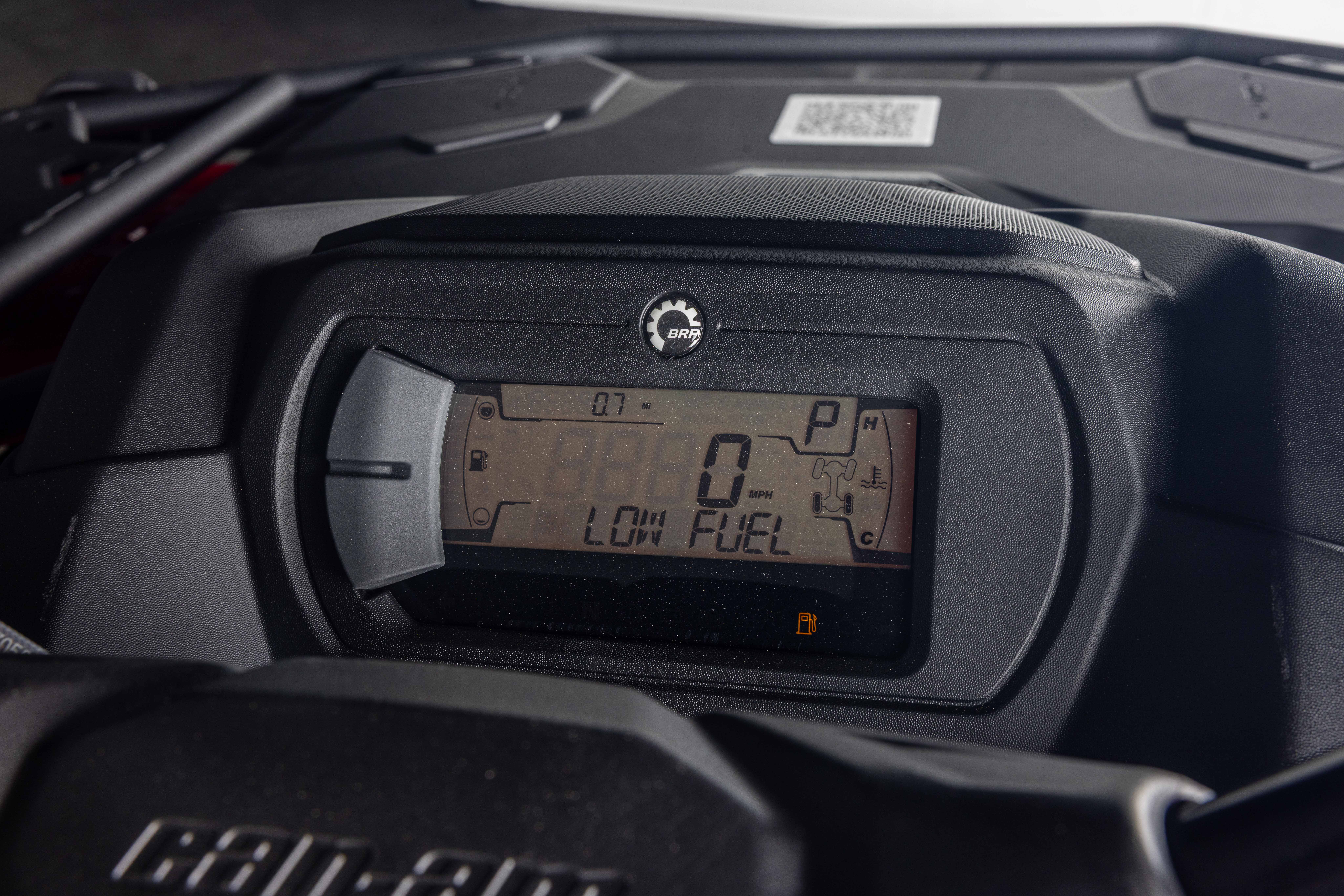 2027 Can-Am OUTLANDER PRO XT HD7 ATV