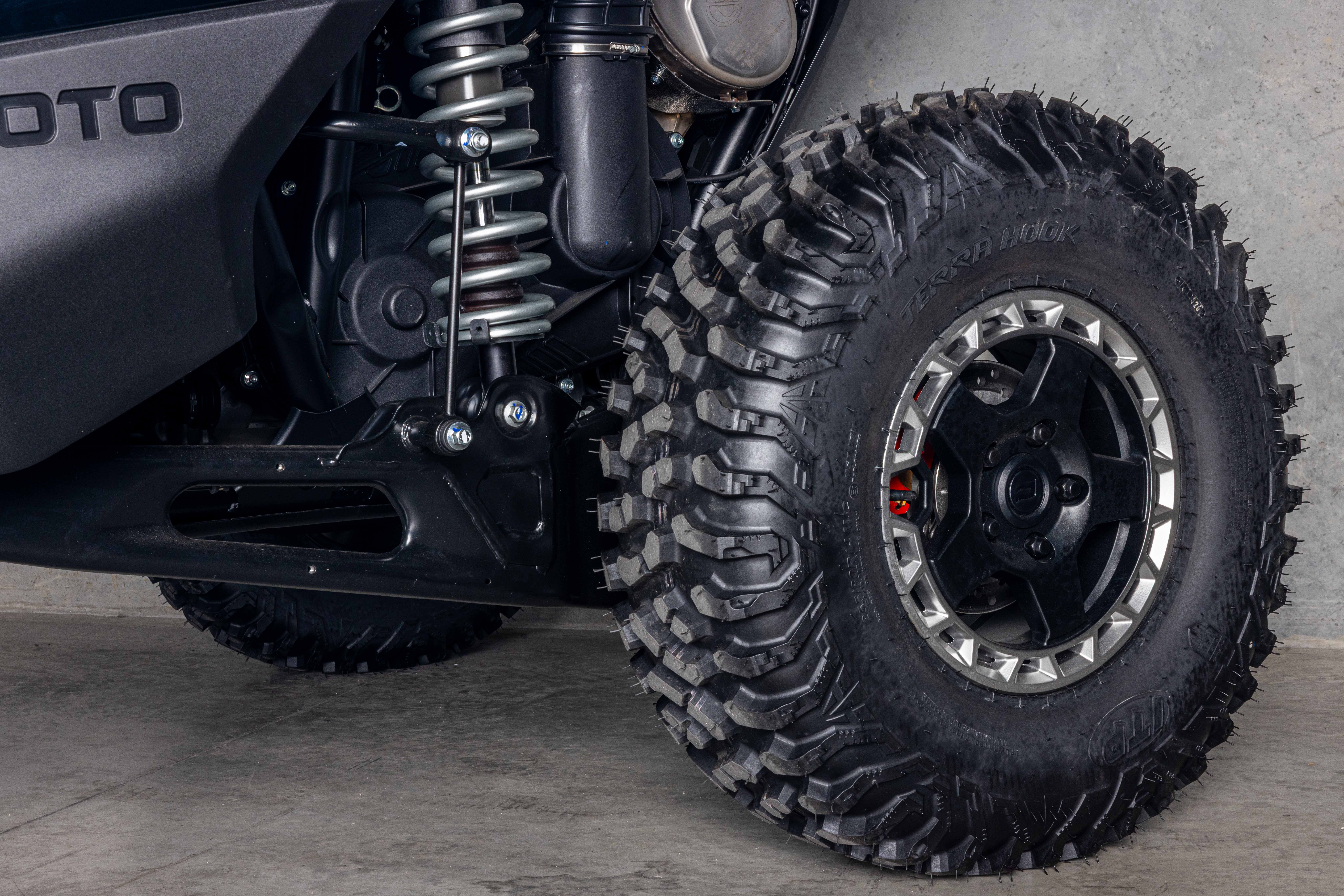 2027 CFMOTO ZFORCE Z10-4 UTV