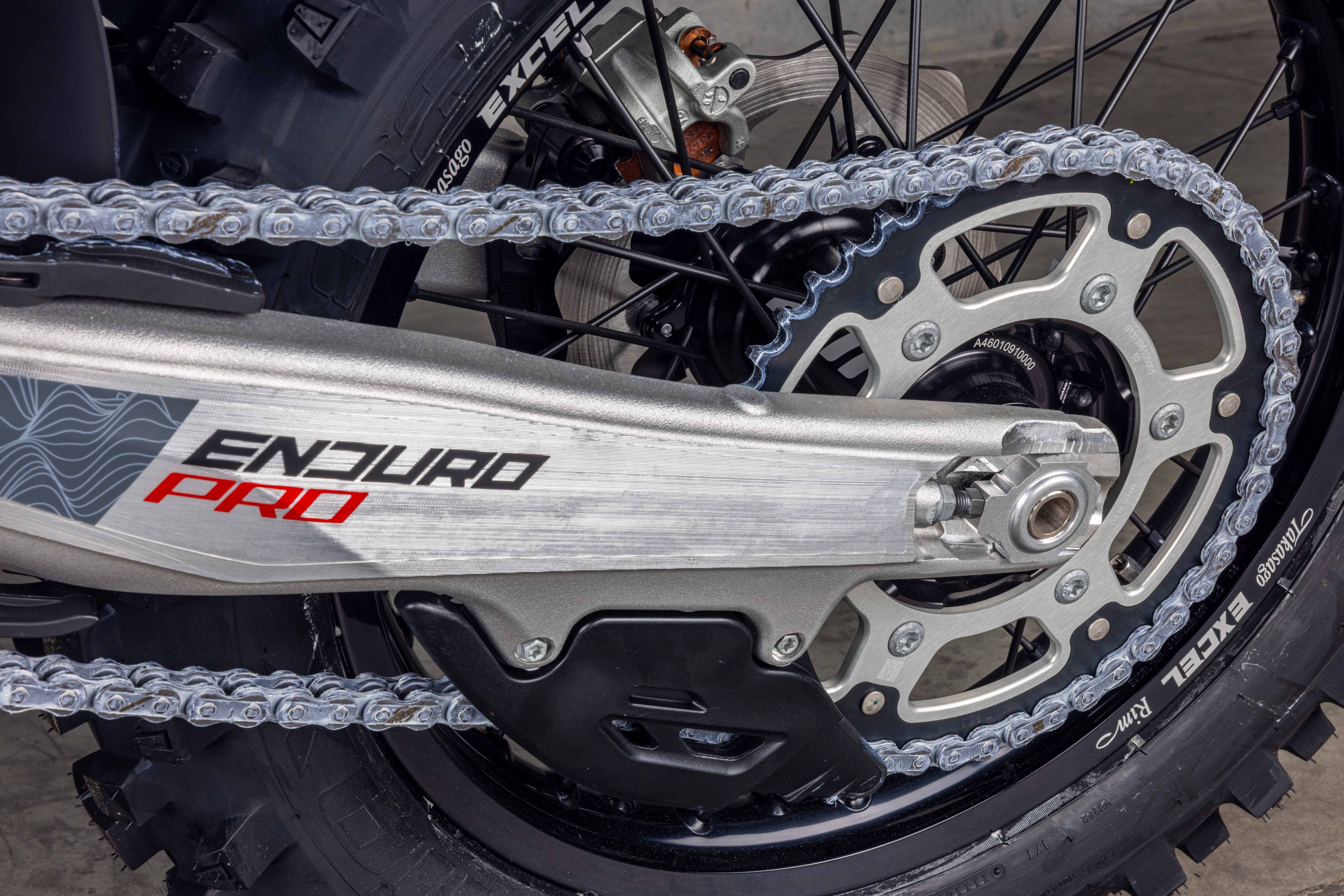 2027 HUSQVARNA TE 300 PRO MOTORCYCLE