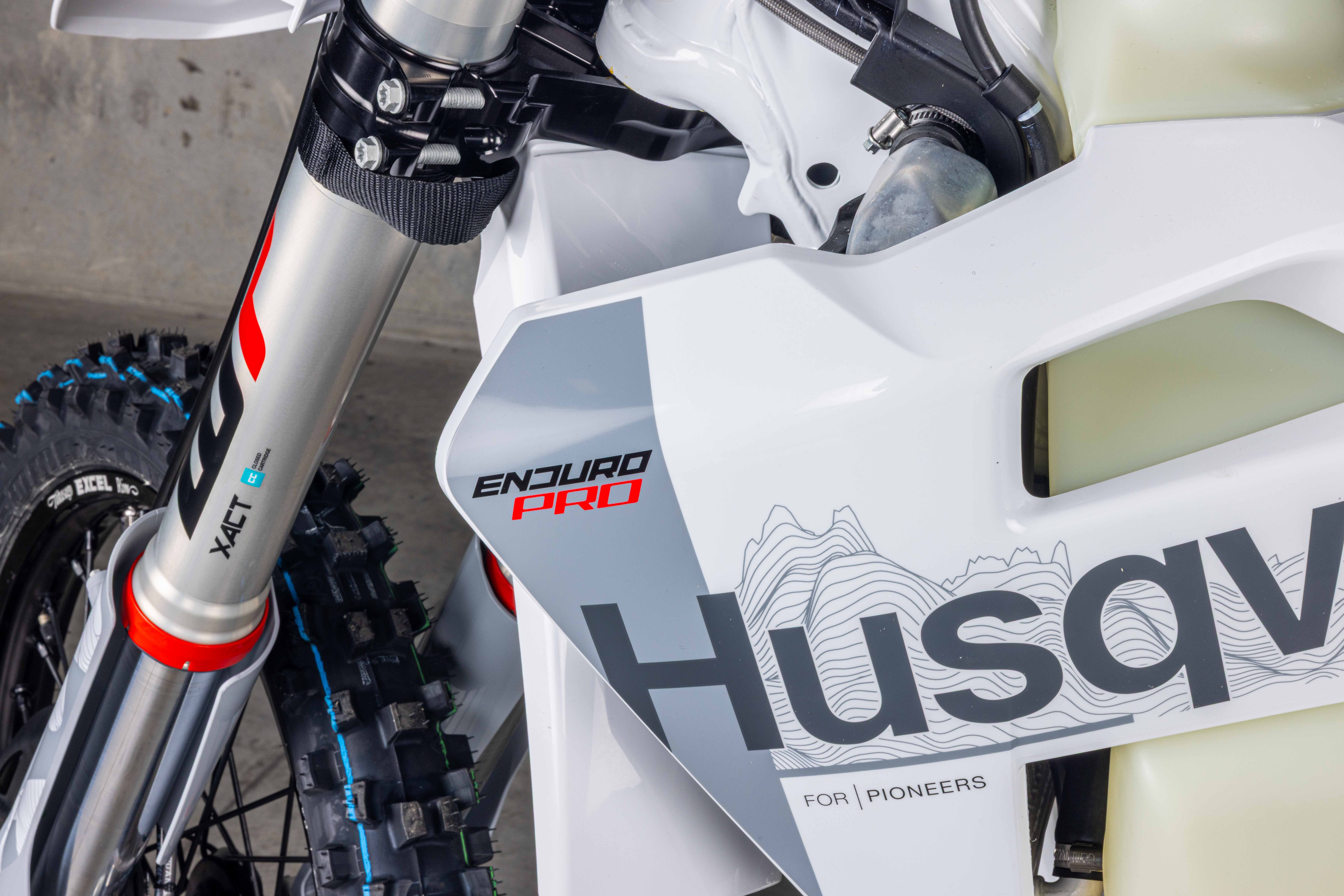2027 HUSQVARNA TE 300 PRO MOTORCYCLE