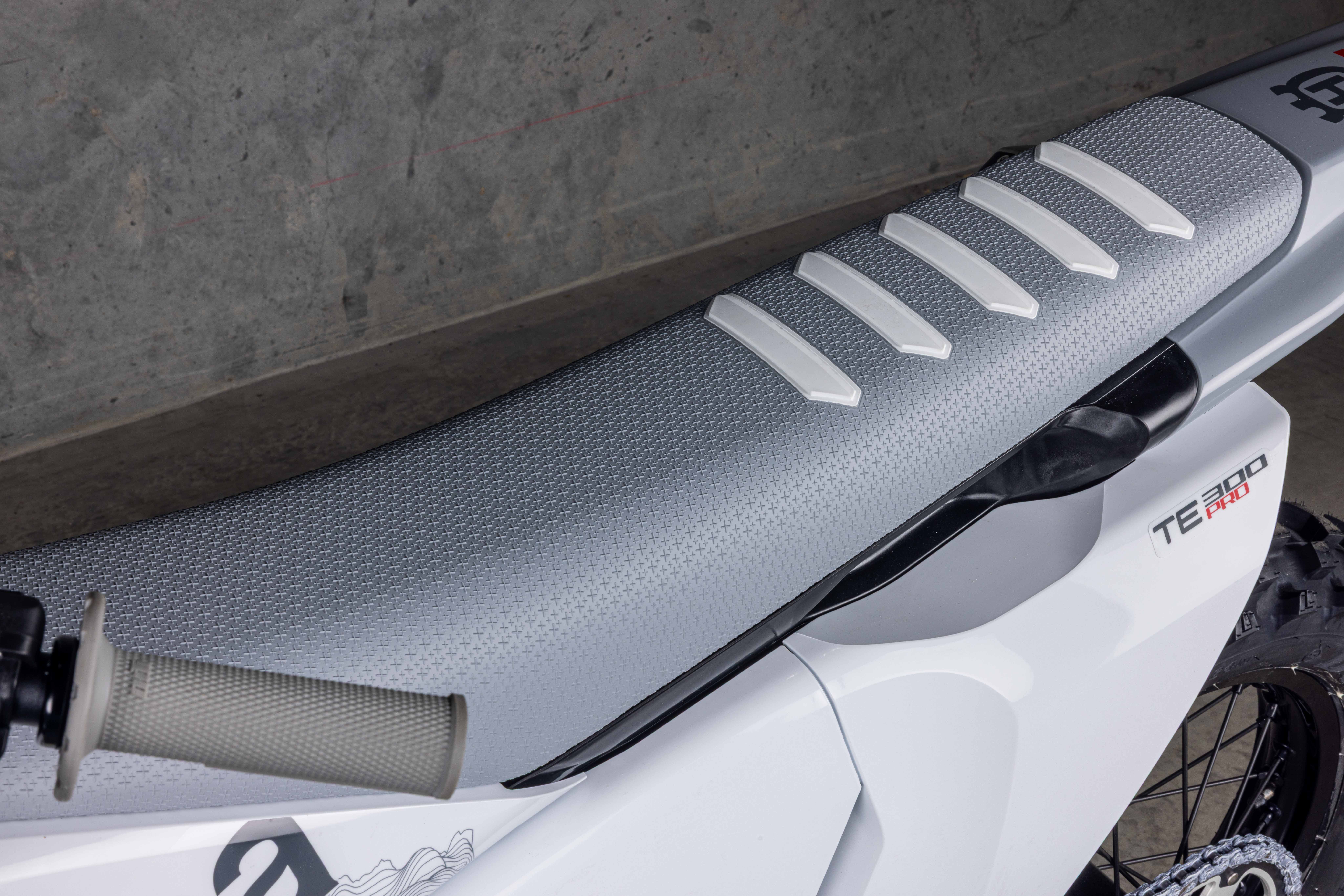 2027 HUSQVARNA TE 300 PRO MOTORCYCLE