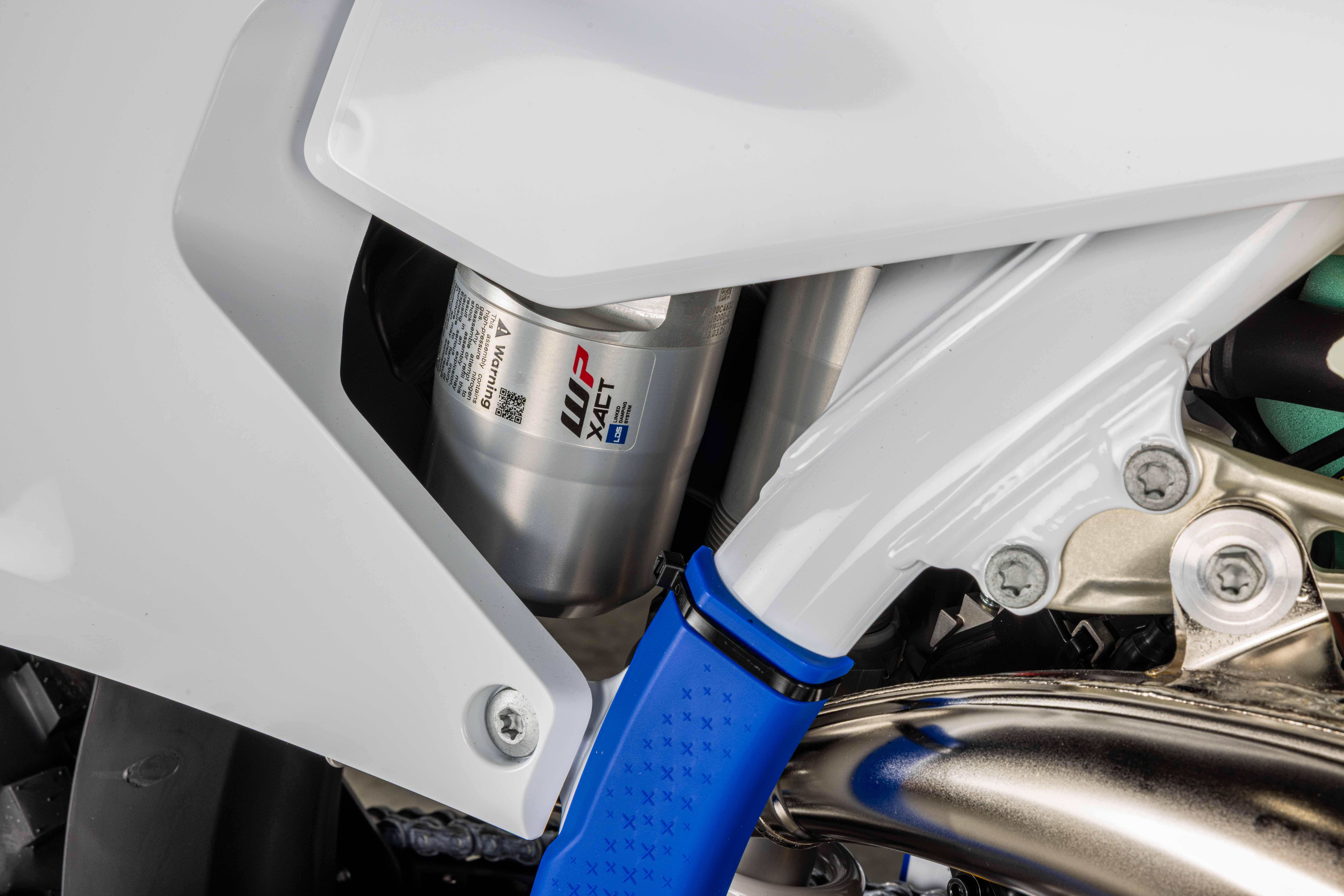 2027 Husqvarna TE 300 MOTORCYCLE