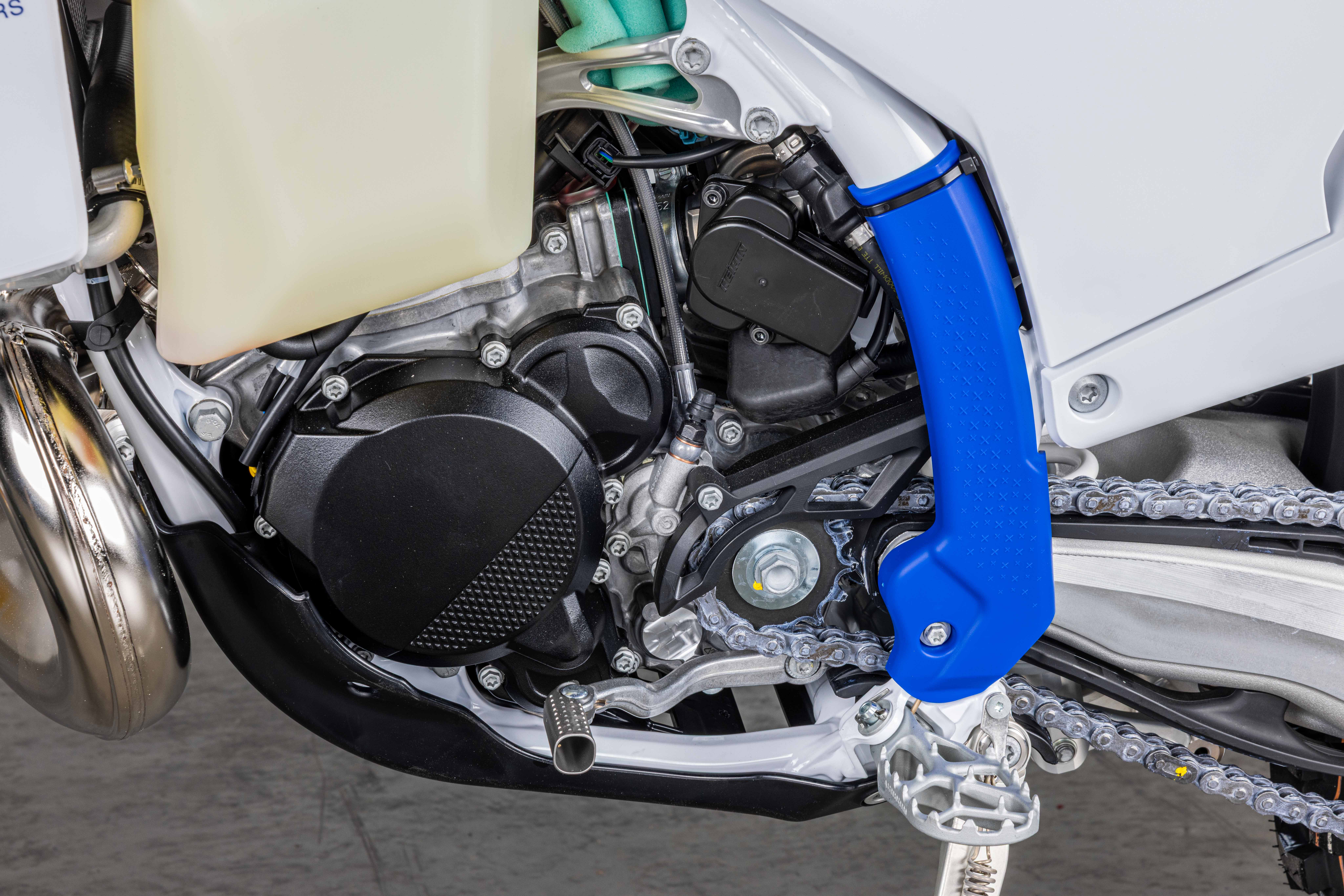 2027 Husqvarna TE 300 MOTORCYCLE