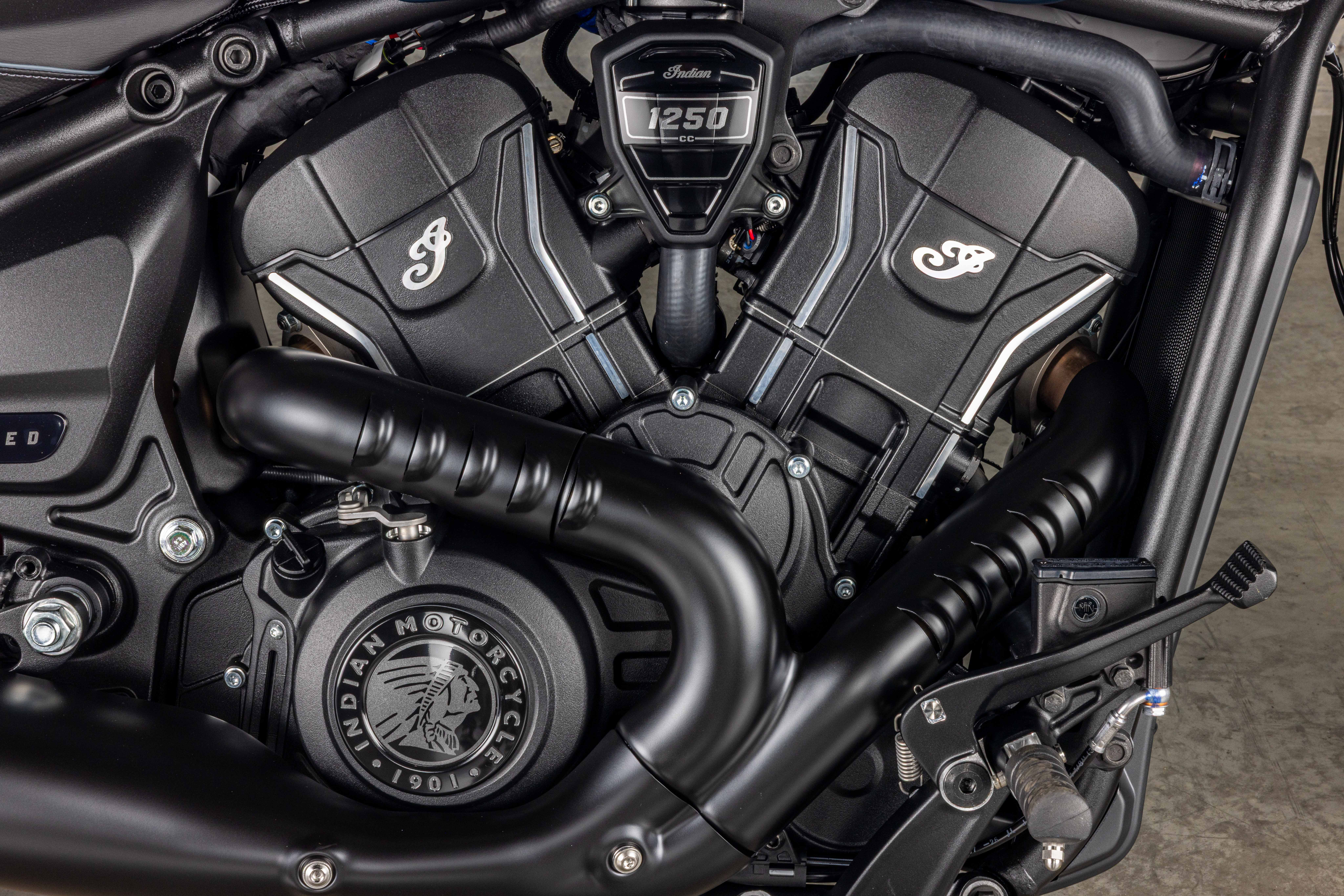 2027 Indian SPORT SCOUT LIMITED MOTORCYCLE