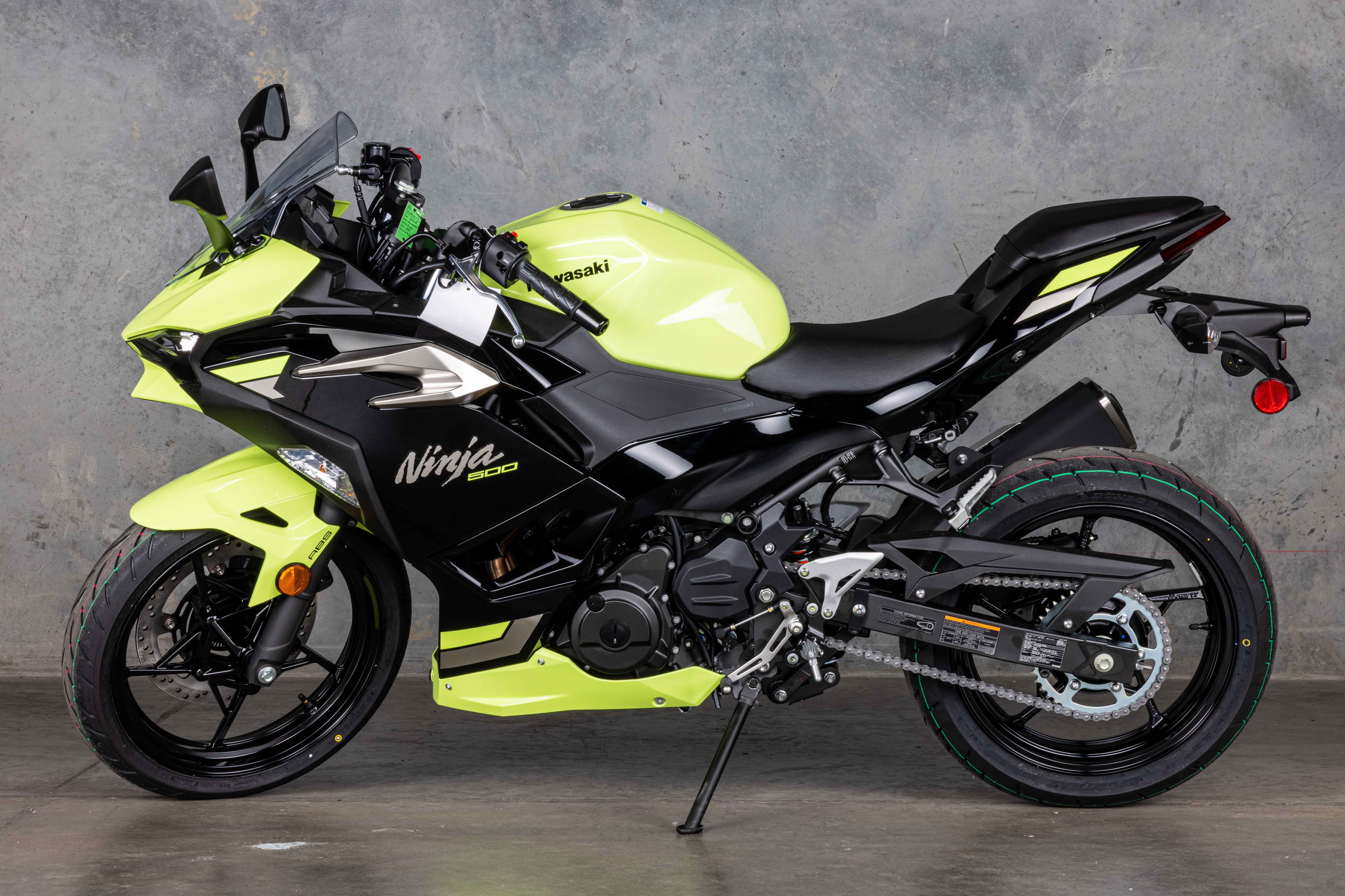 2027 Kawasaki NINJA 500 ABS MOTORCYCLE
