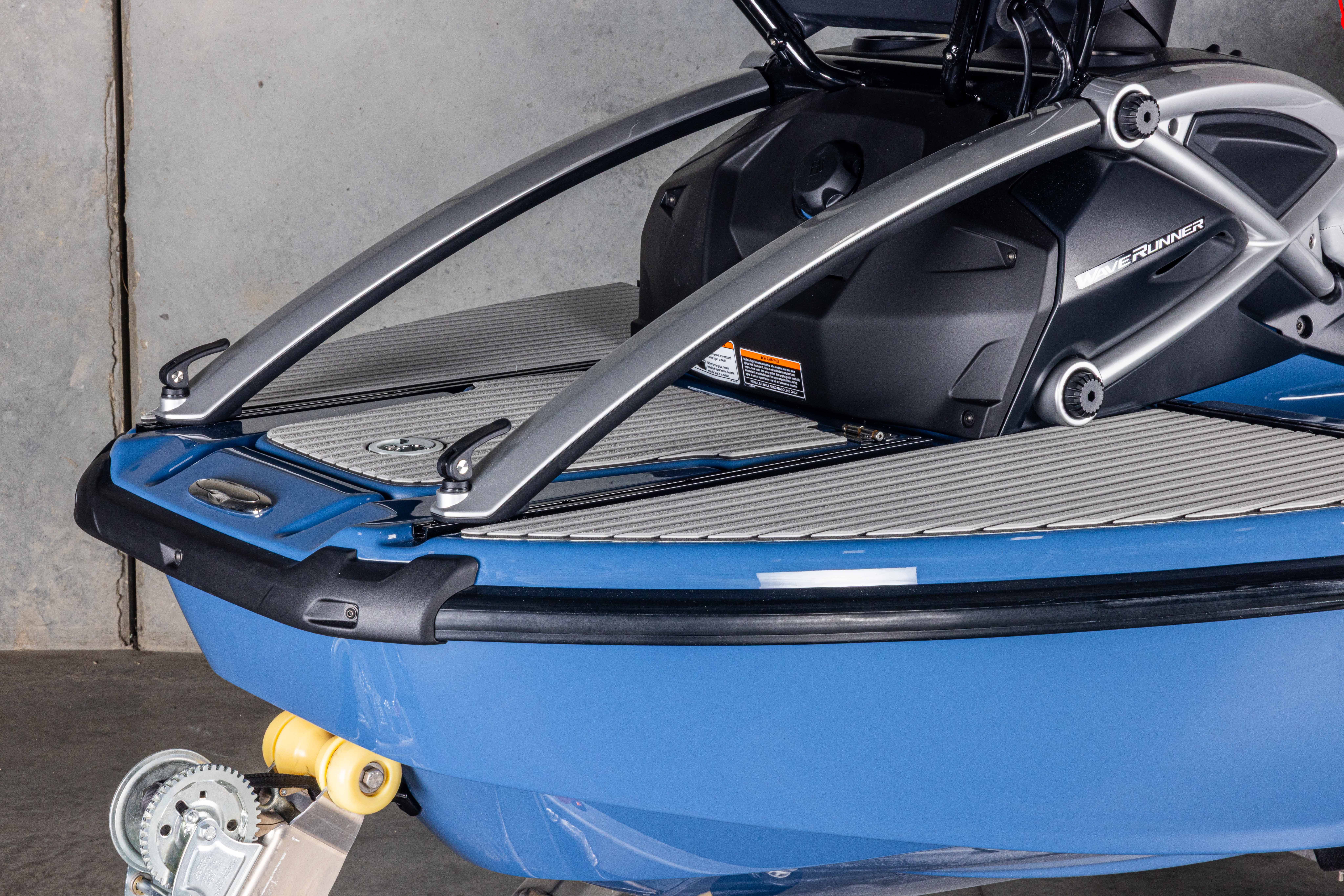 2027 Yamaha Waverunner CROSSWAVE WATERCRAFT